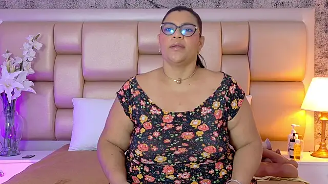 SelennaCooper online show from 02-11-26, 11:37