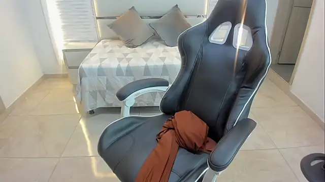 Tahira bakir online show from 04-26-26, 12:25