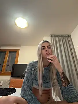 Snapshot of feliciafelon chatting on 02-23-26, 06:49 feliciafelon online show from 02-23-26, 06:49