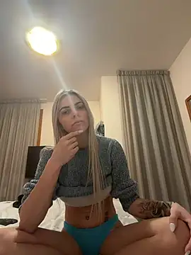 Snapshot of feliciafelon chatting on 02-27-26, 04:18 feliciafelon online show from 02-27-26, 04:18