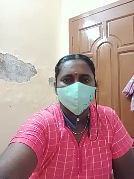 Snapshot of Tamil_Ranjini chatting on 06-05-26, 09:15 Tamil Ranjini online show from 06-05-26, 09:15
