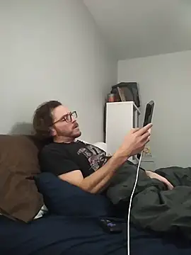 Snapshot of kasssiiken08 chatting on 11-17-25, 05:30 kasssiiken08 online show from 11-17-25, 05:30