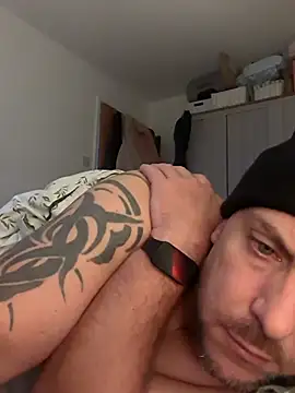 Snapshot of PP_12345 chatting on 12-14-25, 09:36 PP 12345 online show from 12-14-25, 09:36