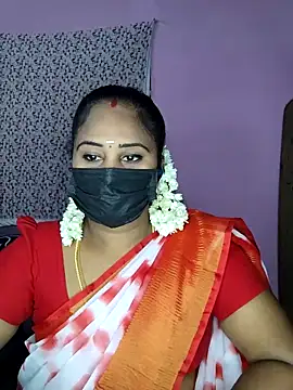 Snapshot of Tamil_devagi chatting on 05-05-26, 05:21 Tamil devagi online show from 05-05-26, 05:21