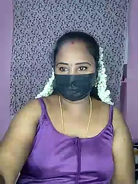 Snapshot of Tamil_devagi chatting on 05-17-26, 05:31 Tamil devagi online show from 05-17-26, 05:31