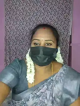Snapshot of Tamil_devagi chatting on 05-20-26, 05:30 Tamil devagi online show from 05-20-26, 05:30