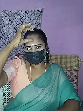 Snapshot of Tamil_devagi chatting on 06-10-26, 05:07 Tamil devagi online show from 06-10-26, 05:07