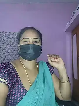 Snapshot of Tamil_devagi chatting on 07-15-26, 06:35 Tamil devagi online show from 07-15-26, 06:35