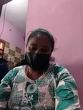 Snapshot of Tamil_devagi chatting on 07-23-26, 07:17 Tamil devagi online show from 07-23-26, 07:17