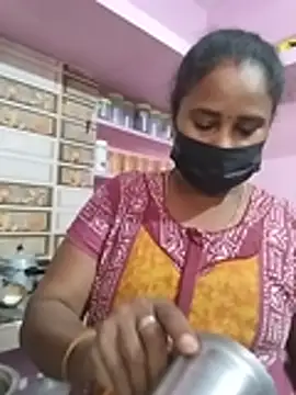 Snapshot of Tamil_devagi chatting on 07-26-26, 05:04 Tamil devagi online show from 07-26-26, 05:04