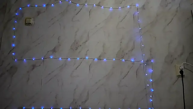 Snapshot of TianaMeiser chatting on 12-16-25, 11:15 TianaMeiser online show from 12-16-25, 11:15