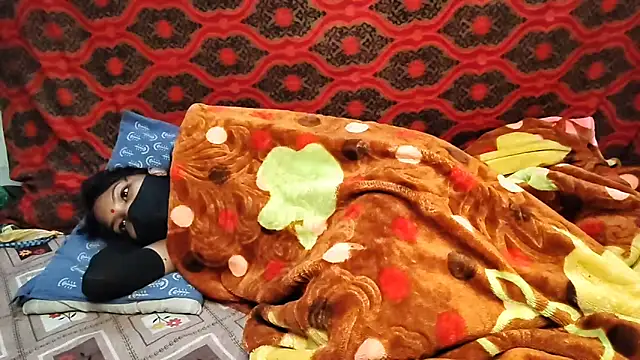 Snapshot of Real18sis_sex_sis chatting on 12-04-25, 02:21 Real18sis sex sis online show from 12-04-25, 02:21