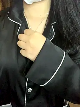 Snapshot of Hanni_22 chatting on 12-01-25, 12:21 Hanni 22 online show from 12-01-25, 12:21