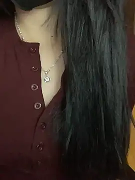 Snapshot of Hanni_22 chatting on 12-14-25, 03:17 Hanni 22 online show from 12-14-25, 03:17