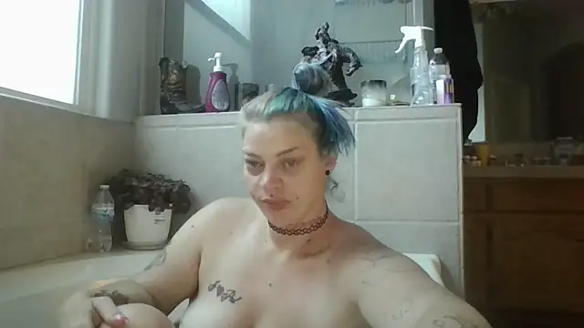Snapshot of anitabonghit chatting on 05-20-26, 01:06 anitabonghit online show from 05-20-26, 01:06