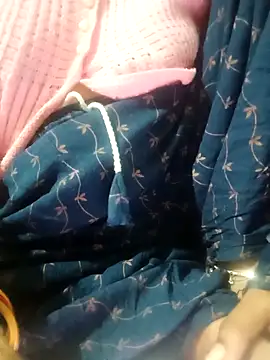 Snapshot of Anushasharma89 chatting on 12-15-25, 12:59 Anushasharma89 online show from 12-15-25, 12:59