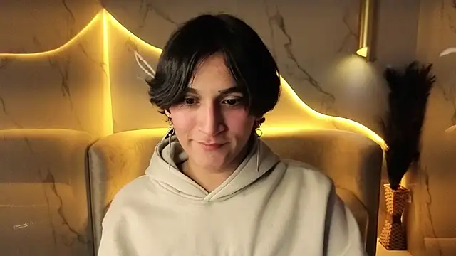 Snapshot of zoe_tp chatting on 11-24-25, 08:08 zoe tp online show from 11-24-25, 08:08