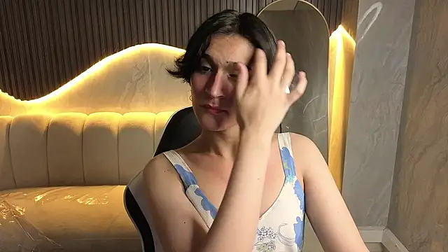 Snapshot of zoe_tp chatting on 12-05-25, 12:47 zoe tp online show from 12-05-25, 12:47