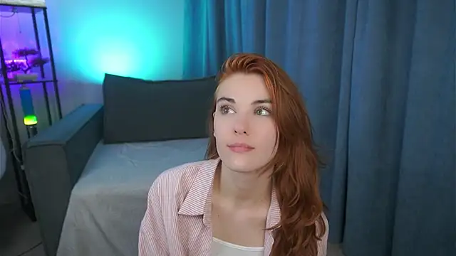 foxy cute4you online show from 04-25-26, 07:44