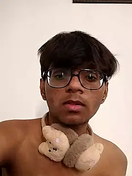 akshr1099 online show from 11-22-25, 03:05