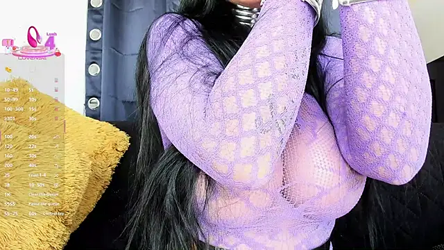 latinbitch online show from 11-27-25, 06:10