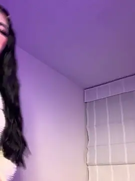 Dannii- online show from 06-09-26, 12:44