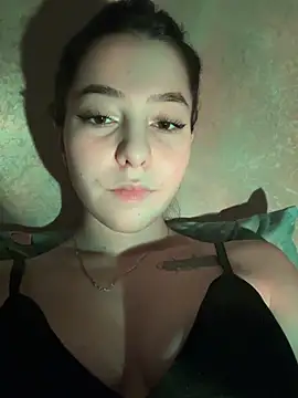 Snapshot of Anoraaa8A chatting on 03-11-26, 05:41 Anoraaa8A online show from 03-11-26, 05:41