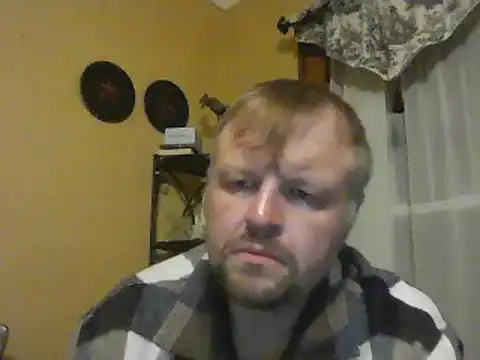 Snapshot of TheOneDonShaun chatting on 11-24-25, 08:36 TheOneDonShaun online show from 11-24-25, 08:36