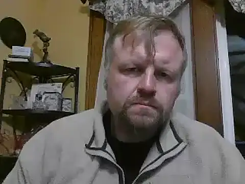 Snapshot of TheOneDonShaun chatting on 12-05-25, 05:38 TheOneDonShaun online show from 12-05-25, 05:38