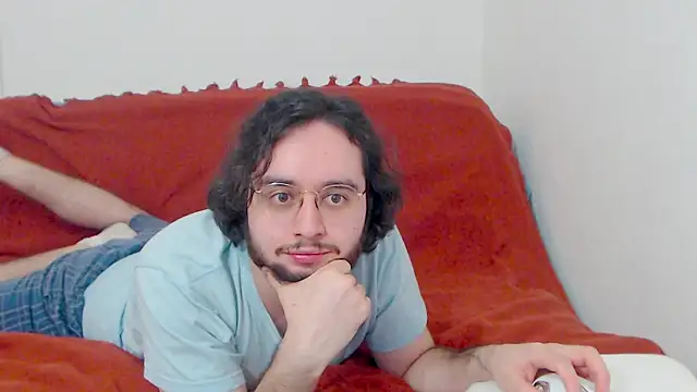 Snapshot of eren_jaeger2000 chatting on 11-20-25, 04:45 eren jaeger2000 online show from 11-20-25, 04:45