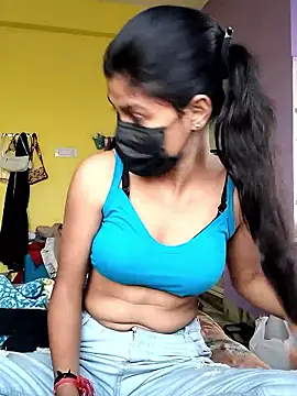 Snapshot of Minakshi-Gi chatting on 01-17-26, 09:14 Minakshi-Gi online show from 01-17-26, 09:14