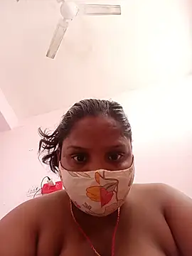 Snapshot of CUTE-LOVE-SWEETS chatting on 05-25-26, 04:07 CUTE-LOVE-SWEETS online show from 05-25-26, 04:07