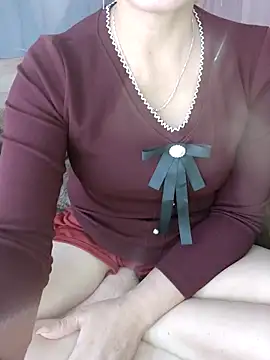 Snapshot of Lianlian68 chatting on 11-18-25, 12:20 Lianlian68 online show from 11-18-25, 12:20