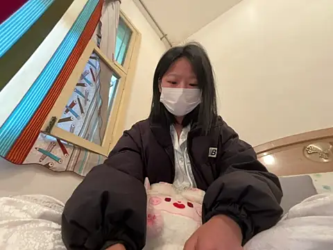 Snapshot of Rosy100 chatting on 11-25-25, 08:47 Rosy100 online show from 11-25-25, 08:47