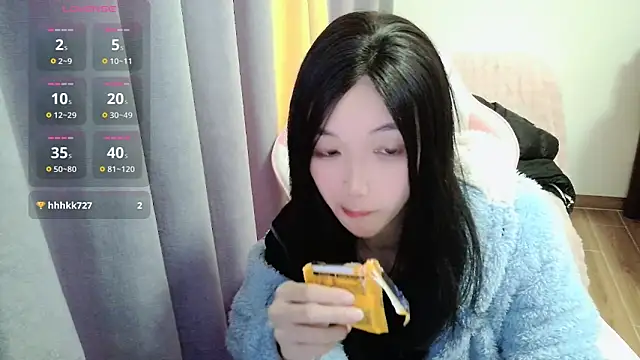 Snapshot of wawa-77 chatting on 12-17-25, 02:28 wawa-77 online show from 12-17-25, 02:28