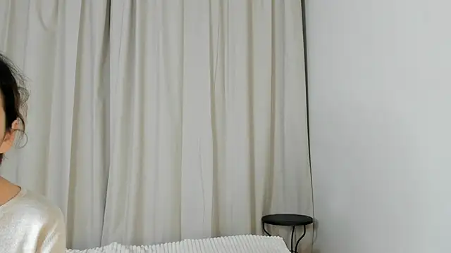 Snapshot of CoreenLuebbers chatting on 12-05-25, 09:07 CoreenLuebbers online show from 12-05-25, 09:07