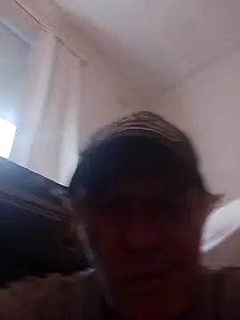 Snapshot of Hardwarelane67 chatting on 12-01-25, 04:39 Hardwarelane67 online show from 12-01-25, 04:39