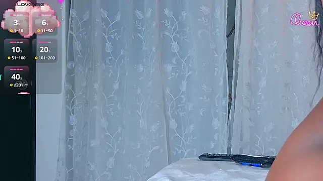 Snapshot of SofiaCopper chatting on 07-17-26, 11:39 SofiaCopper online show from 07-17-26, 11:39