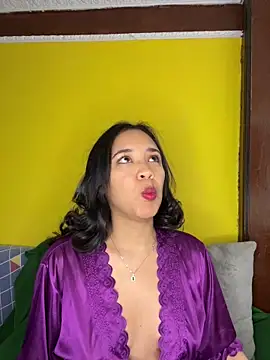 Esmerald 1111 online show from 04-26-26, 11:08