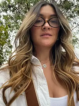 Snapshot of GeorginaBlack chatting on 12-17-25, 07:31 GeorginaBlack online show from 12-17-25, 07:31