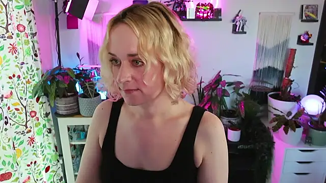 xzoeyryanx online show from 03-26-26, 08:25