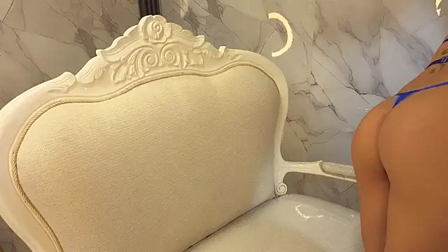 Snapshot of athenea_sweet_a chatting on 11-23-25, 01:11 athenea sweet a online show from 11-23-25, 01:11