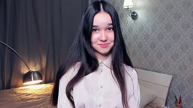 Snapshot of MeliaMelchiori chatting on 12-02-25, 09:32 MeliaMelchiori online show from 12-02-25, 09:32