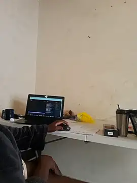 Snapshot of mellosins chatting on 04-08-26, 01:11 mellosins online show from 04-08-26, 01:11