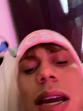 Jin kougasaki online show from 12-19-25, 06:59