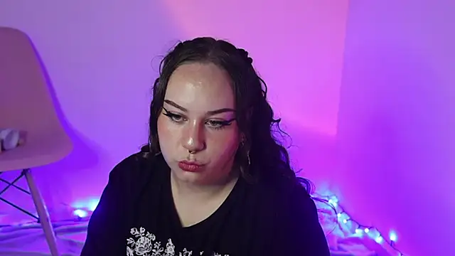 Snapshot of kathleenCosmicVice chatting on 12-03-25, 10:41 kathleenCosmicVice online show from 12-03-25, 10:41