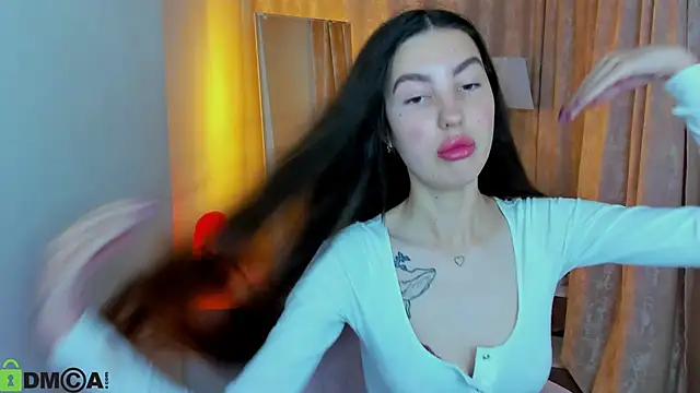 Snapshot of LiraRevery chatting on 12-02-25, 12:05 LiraRevery online show from 12-02-25, 12:05