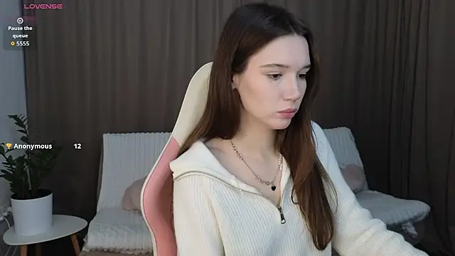 Snapshot of NicoletteBean chatting on 11-24-25, 07:52 NicoletteBean online show from 11-24-25, 07:52