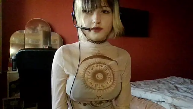 Snapshot of SkylaPorter chatting on 11-21-25, 11:31 SkylaPorter online show from 11-21-25, 11:31