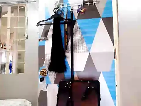 Savannah Cock online show from 12-14-25, 07:58